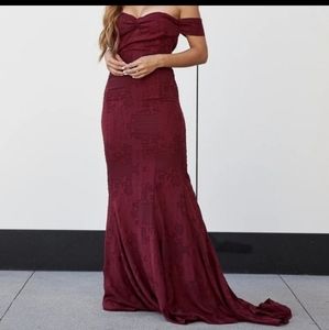 NWT Honey Belle off the shoulder maroon dress